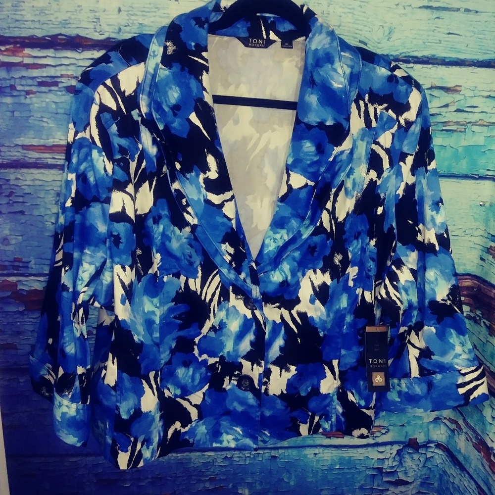Toni Morgan blue floral blazer